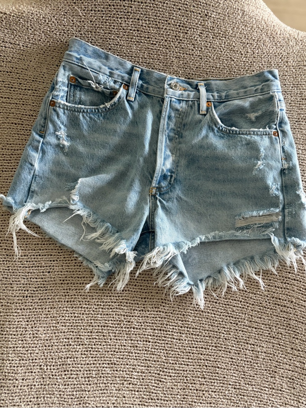 AGOLDE Parker Vintage High Rise Distressed Denim Shorts Light Wash 26